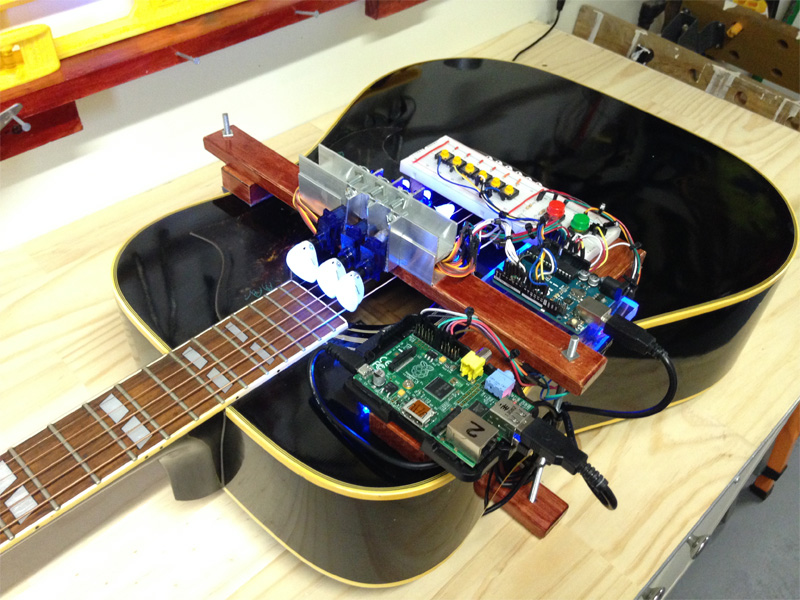 Guitar Bot